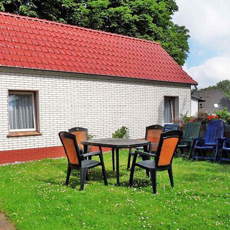 Holiday Home In Bergen Auf Ruegen 2852 แบร์เกิน เอาฟ์ รือเจิน ภายนอก รูปภาพ